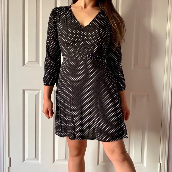 Fit and Flare Long Sleeve Ruched V-Neck Dress - Picture 3 of 4